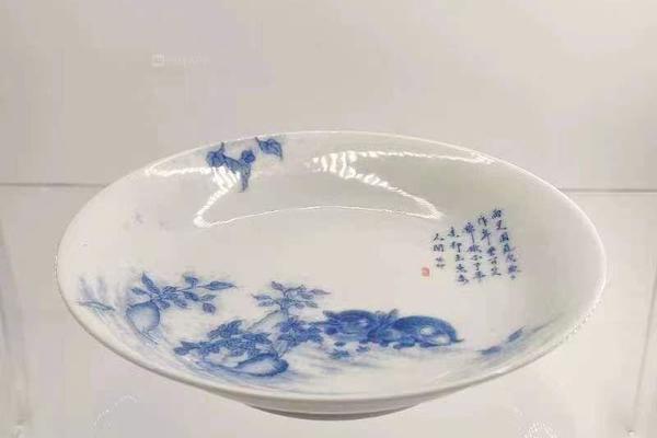 九本造物钱兔似锦壶承
