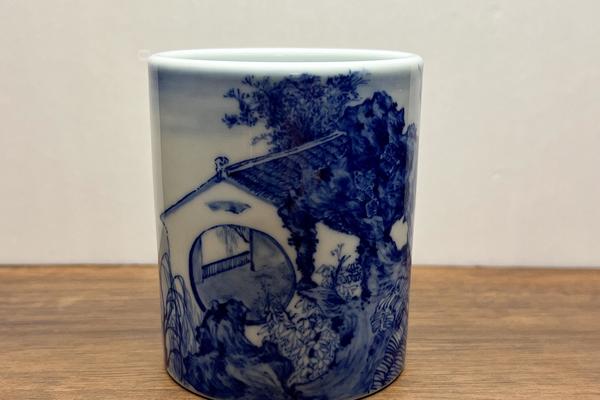 蕉叶园林小圆笔筒
