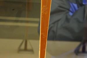 金西厓阴文金城画梅花竹扇骨
