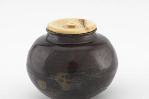 象牙盖茶罐-画册