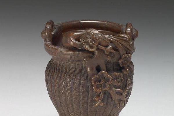 清 十八世纪  西元1701-1800年 十八世纪 雕犀角花篮
