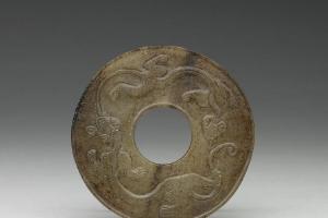南宋 西元1127-1279年 螭纹璧