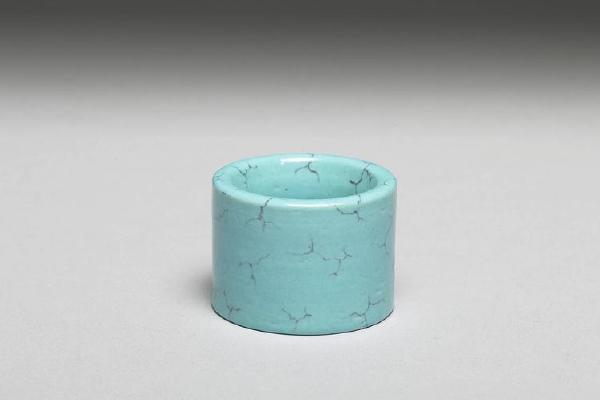 清 高宗  西元1736-1795年 乾隆 松石绿釉斑指-1