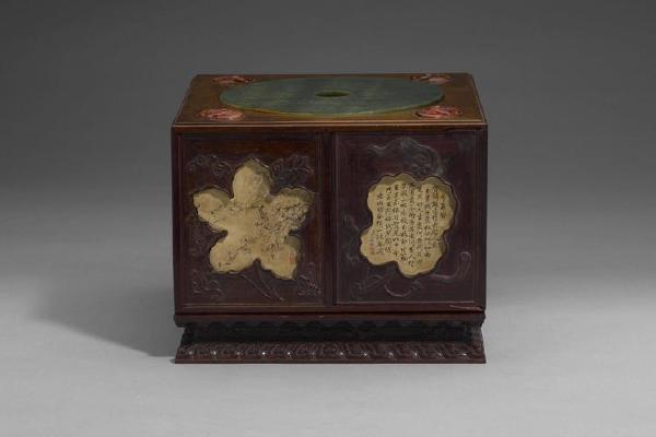 清 西元1644-1911年 雕紫檀多宝格方匣
