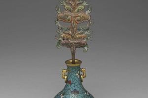 清 康熙  西元1662-1722年 掐丝珐瑯冰梅纹五供 (瓶)