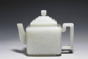 西元1644-1911年 清 白玉茶壶