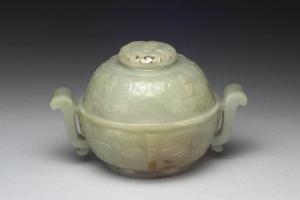 西元1644-1911年 清 青玉兽面纹炉-1