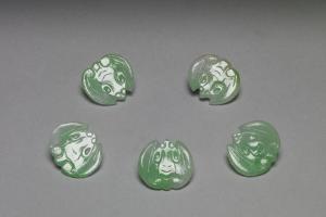 清 西元1644-1911年 翠玉蝙蝠式钮扣