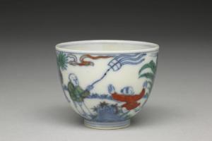 明 成化 西元1465-1487年 斗彩婴戏杯