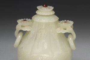 清中期  西元1736-1820年 花式双柄盖罐
