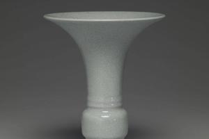 清 高宗  西元1736-1795年 乾隆 汝釉花觚
