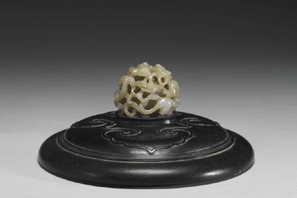 清 西元1644-1911年 木盖玉顶