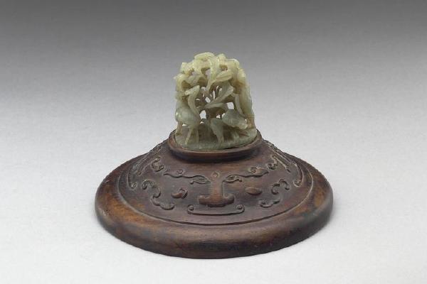 明 西元1644-1911年 仿哥窑 灰青鬲式炉之附件