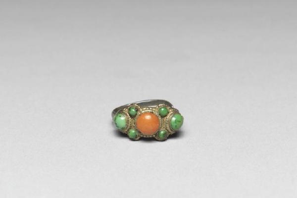 清 西元1644-1911年 乾隆 银嵌珊瑚松石戒指-2