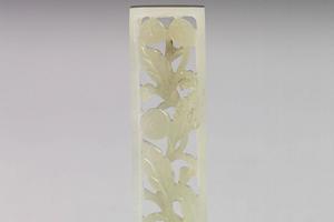 明 西元1368-1644年 玉鱼龙花草纹带饰-17