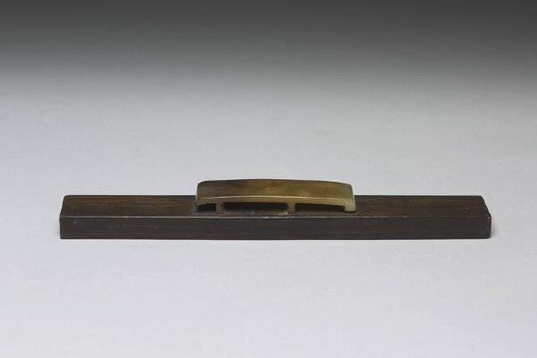 西元1644-1911年 清 紫檀嵌玉压尺
