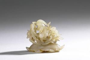 素面方鼎玉顶附件