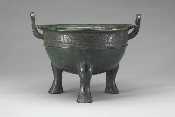 西周晚期  西元前9世纪中叶-前771年 伯笋父鼎