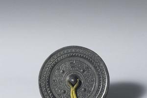汉  西元前206-西元220年 博局纹镜-1