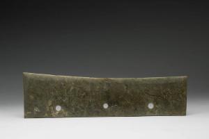 龙山—齐家系 新石器时代晚期 约距今4600-3600年 玉刀