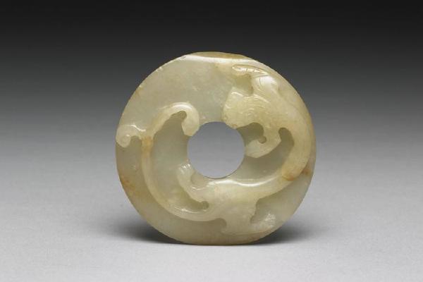 元 西元1271~1368年 螭虎纹玉璧