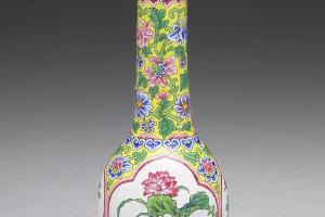 清  世宗 雍正  西元1723-1735年 雍正 画珐瑯长颈瓶