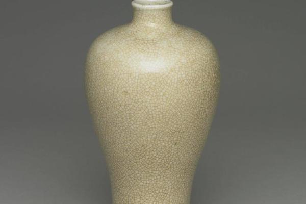 明-清  西元1368~1911年 白瓷梅瓶