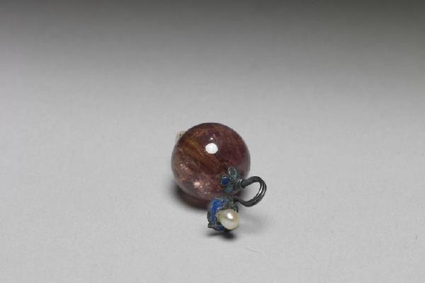 清 西元1644-1911年 碧玺珍珠钮子