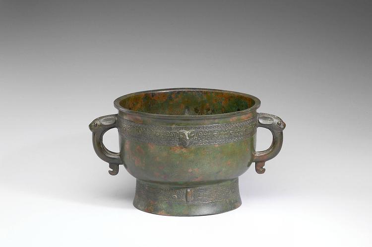 商末末西周初目雷纹簋