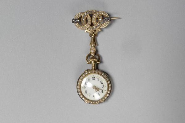十九世纪 十九世纪  西元1801-1900年 嵌珠钻胸针表