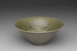 北宋 西元960-1127年 耀州窑 青瓷印花菊花碗