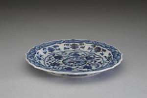 明 永乐 永乐  西元1403-1424年 青花花卉纹葵花式盘