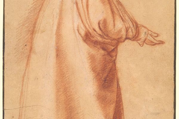Study of a woman in a wide mantle