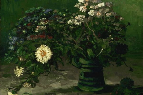 Vase with Daisies