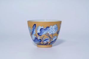 赏瓷观窑荷花杯