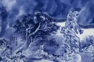 星稀河影转,霜重月华孤