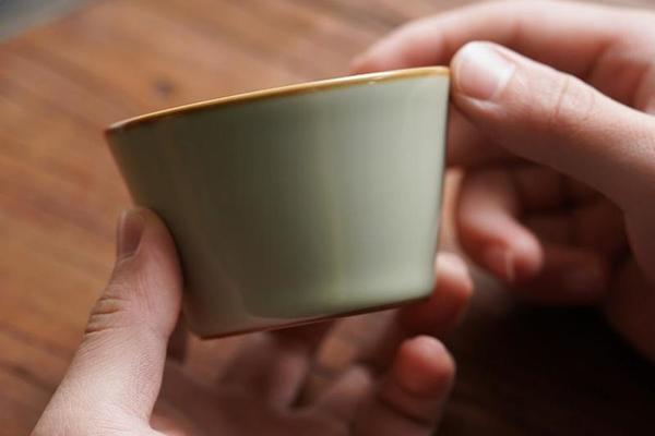 谢小金汝窑刚毅杯