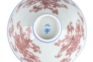 二亭釉里红并蒂莲杯