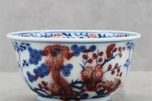 青花釉里红