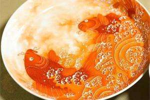 青花海水矾红双鱼如鱼得水高足壶承赏盘