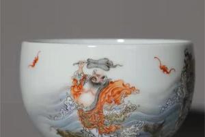 粉彩八仙圆融杯