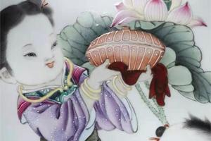 艺林堂 张中闻粉彩加青花童子扁壶局部