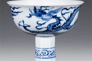 皇窑仿元青花龙纹高足碗