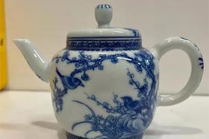 豐字号喜上眉梢青花柴窑壶