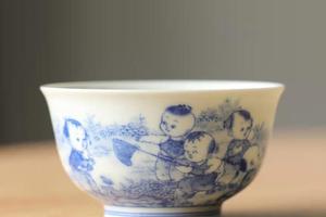 豐字号青花婴戏图品茶杯