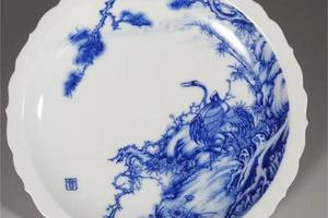 工笔青花松鹤葵口壶承