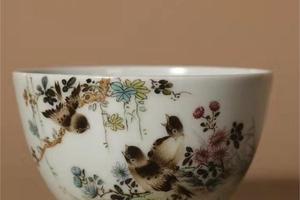 粉彩花鸟麻雀宛转悠扬卧足品茶杯