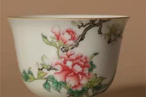 珐琅彩玉堂富贵 玉兰牡丹品茶杯