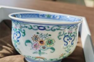 朴真堂青花斗彩花卉炉式杯