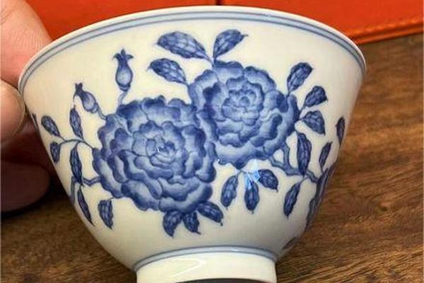 山茶花品茗杯